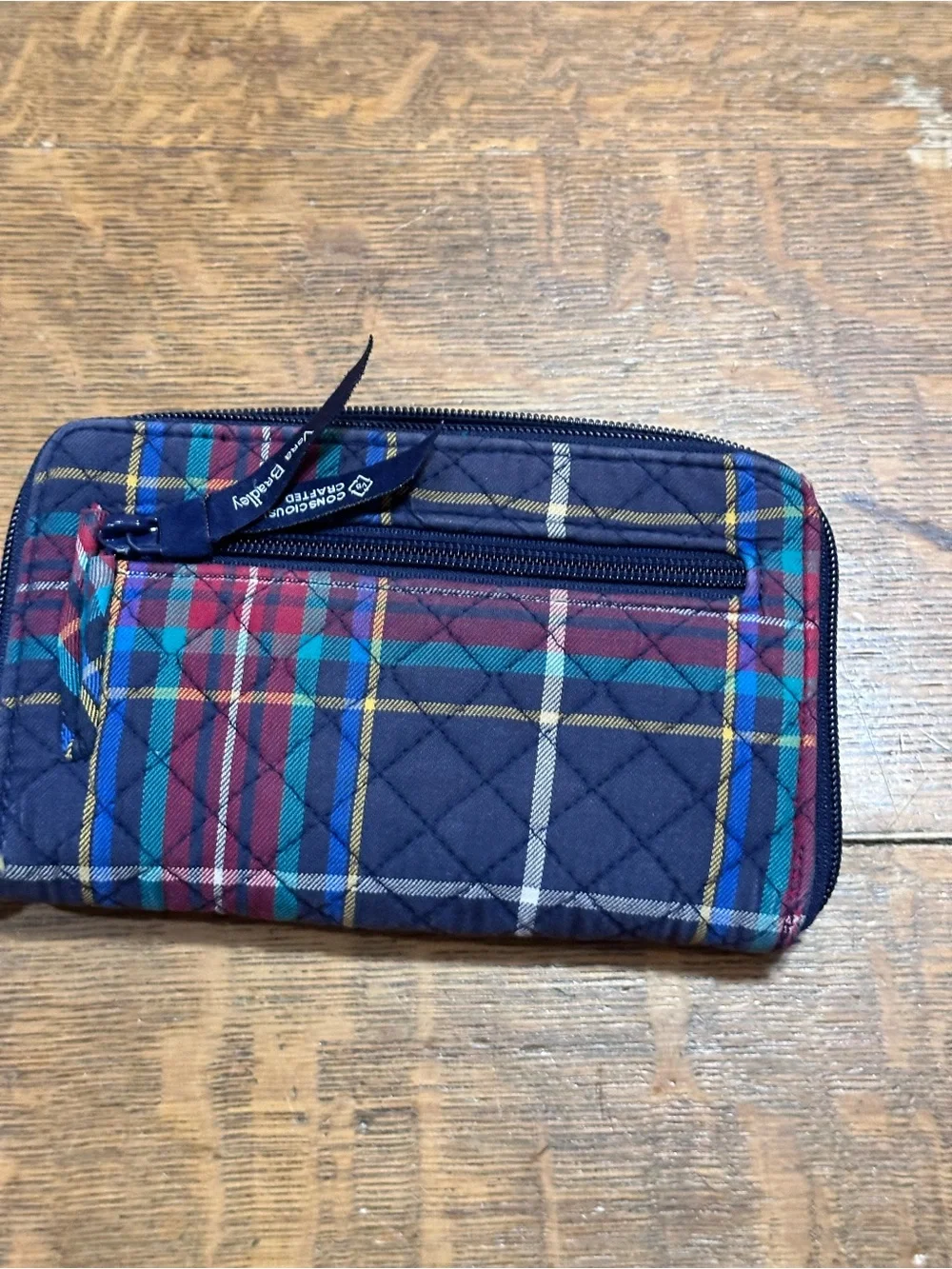 Vera Bradley RFID Turnlock Wallet featuring a quilted Tartan Plaid pattern - Picture 5 of 7